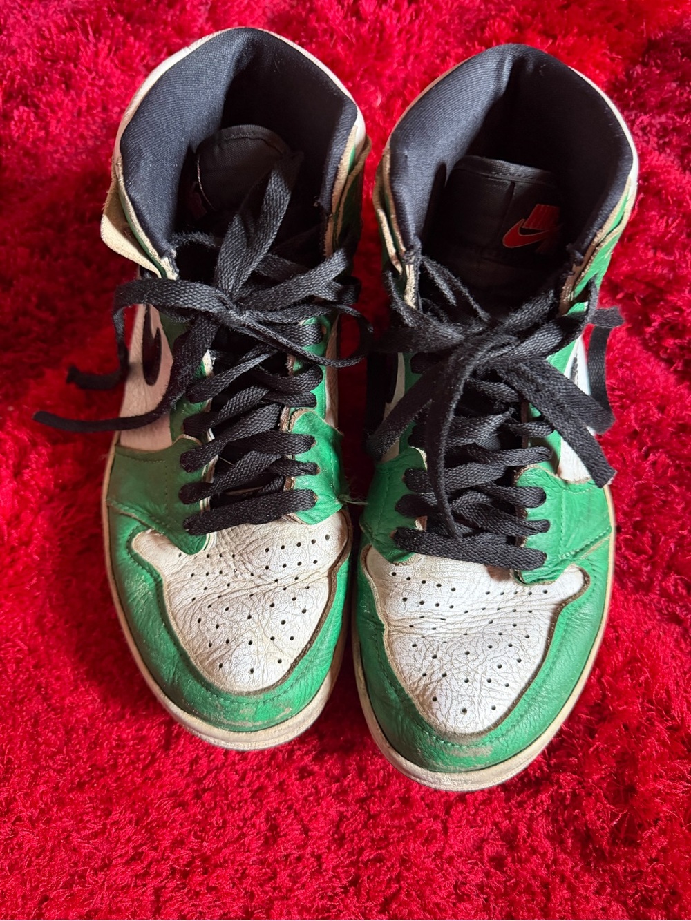 Jordan 1 Retro High OG “Lucky Green”